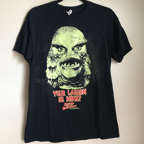 Universal Monsters Creature of the Black Lagoon glow vintage Comic-Con t shirt - Picture 1 of 4